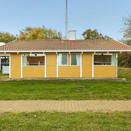 Boris - 500m From The Sea By Interhome