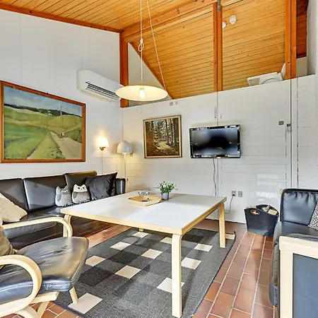 Boris - 500m From The Sea By Interhome *